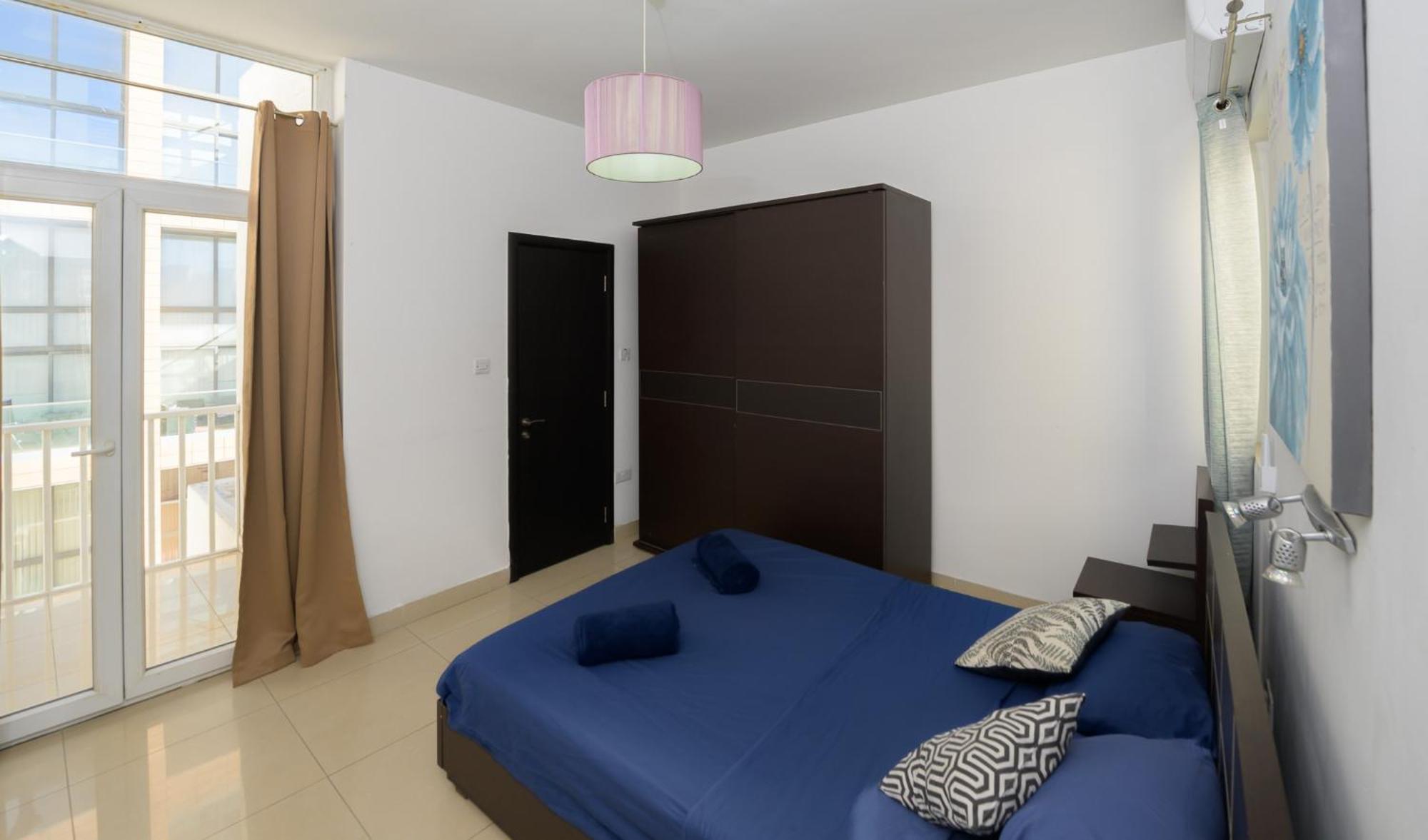 Stylish St.Julians Penthouse With Terrace In The City Centre With Seaviews Saint Julian's Exterior photo
